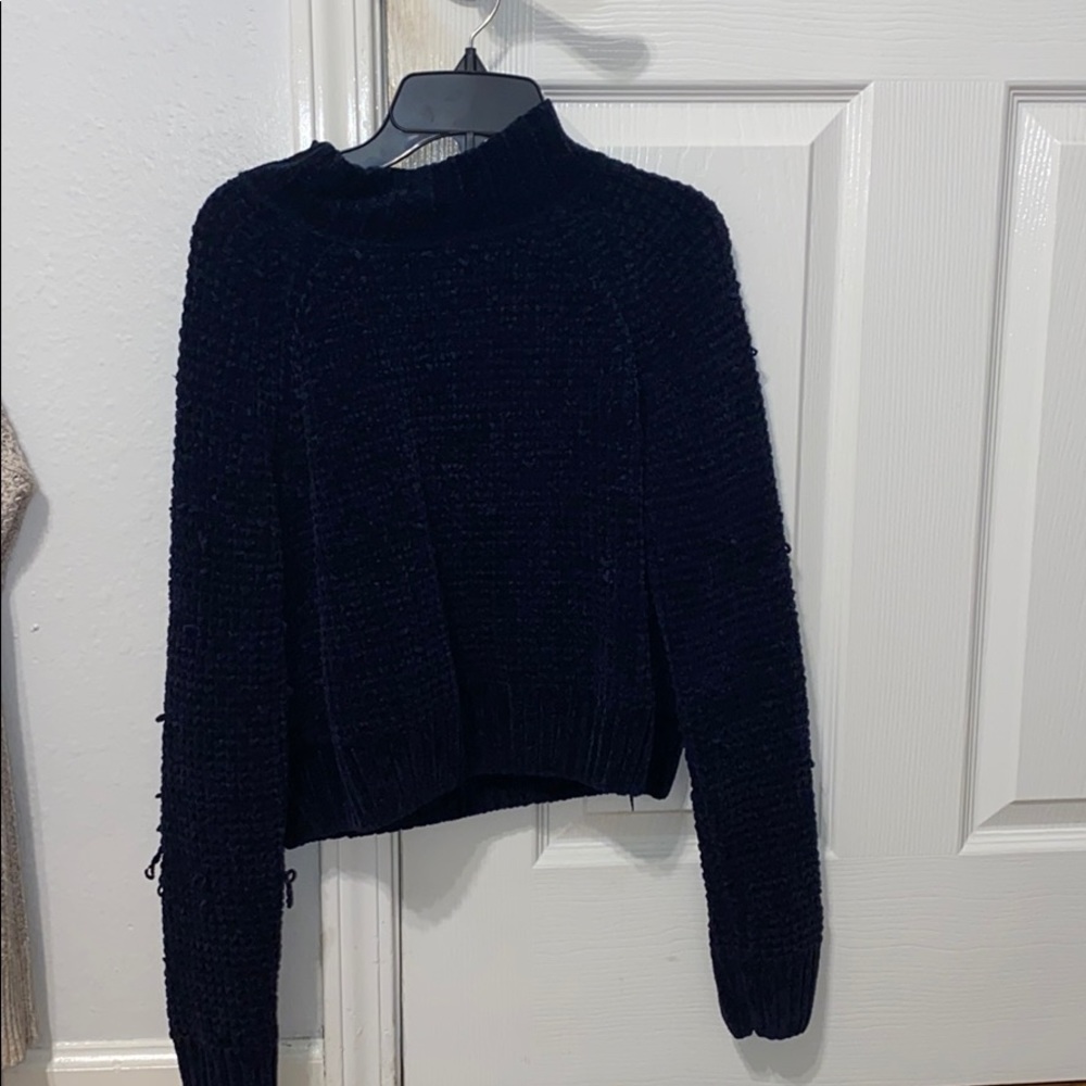 Navy blue divided turtle neck sweater
